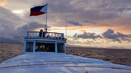 Liveaboard Sunset